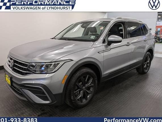 VOLKSWAGEN TIGUAN 4MOTION 2024 3VV2B7AX4RM070460 image